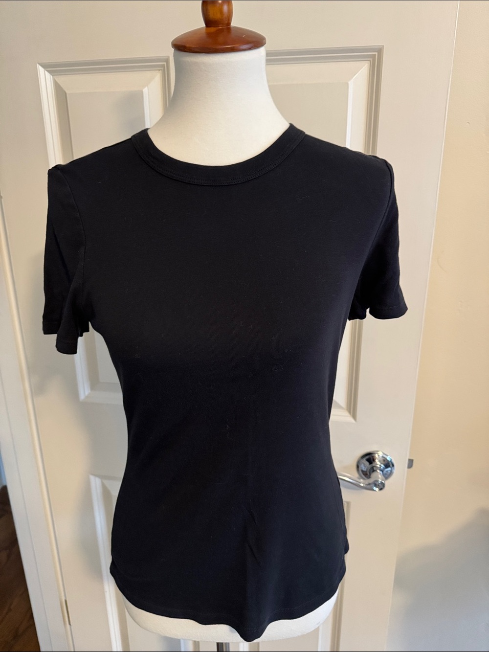 Michael Stars Black Short Sleeve Crewneck Tee 💯 Supima Cotton